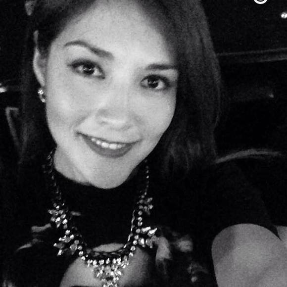 Meet your Posher, Isabela - Picture 1 of 1